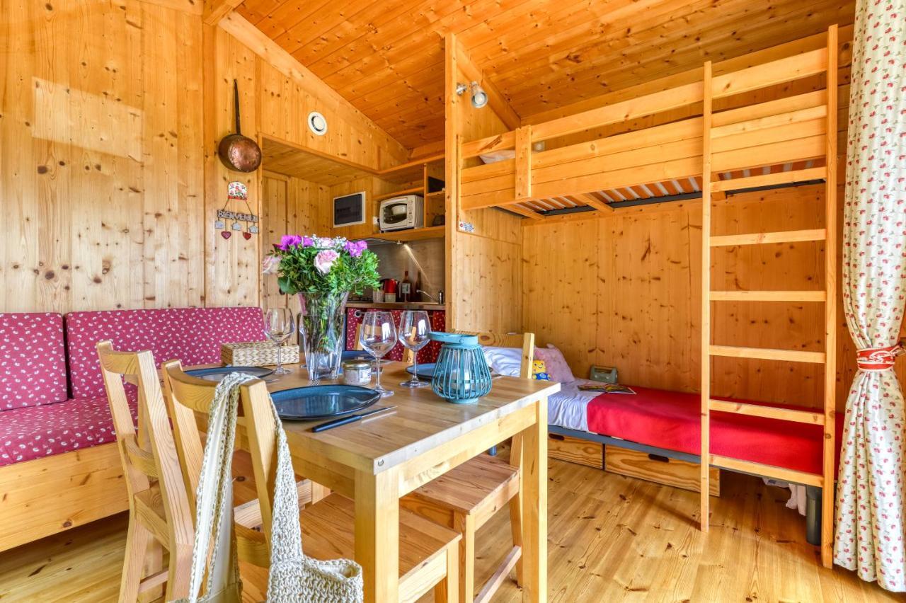 Camping La Serre Aigues-Vives  Exteriér fotografie