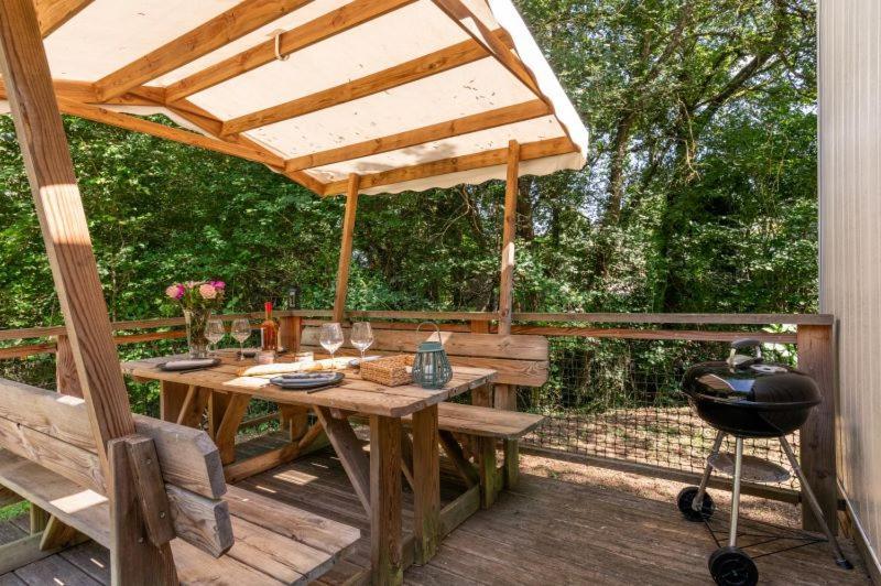 Camping La Serre Aigues-Vives  Exteriér fotografie
