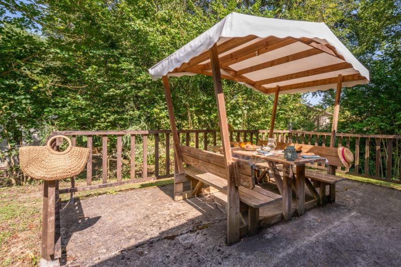 Camping La Serre Aigues-Vives  Exteriér fotografie