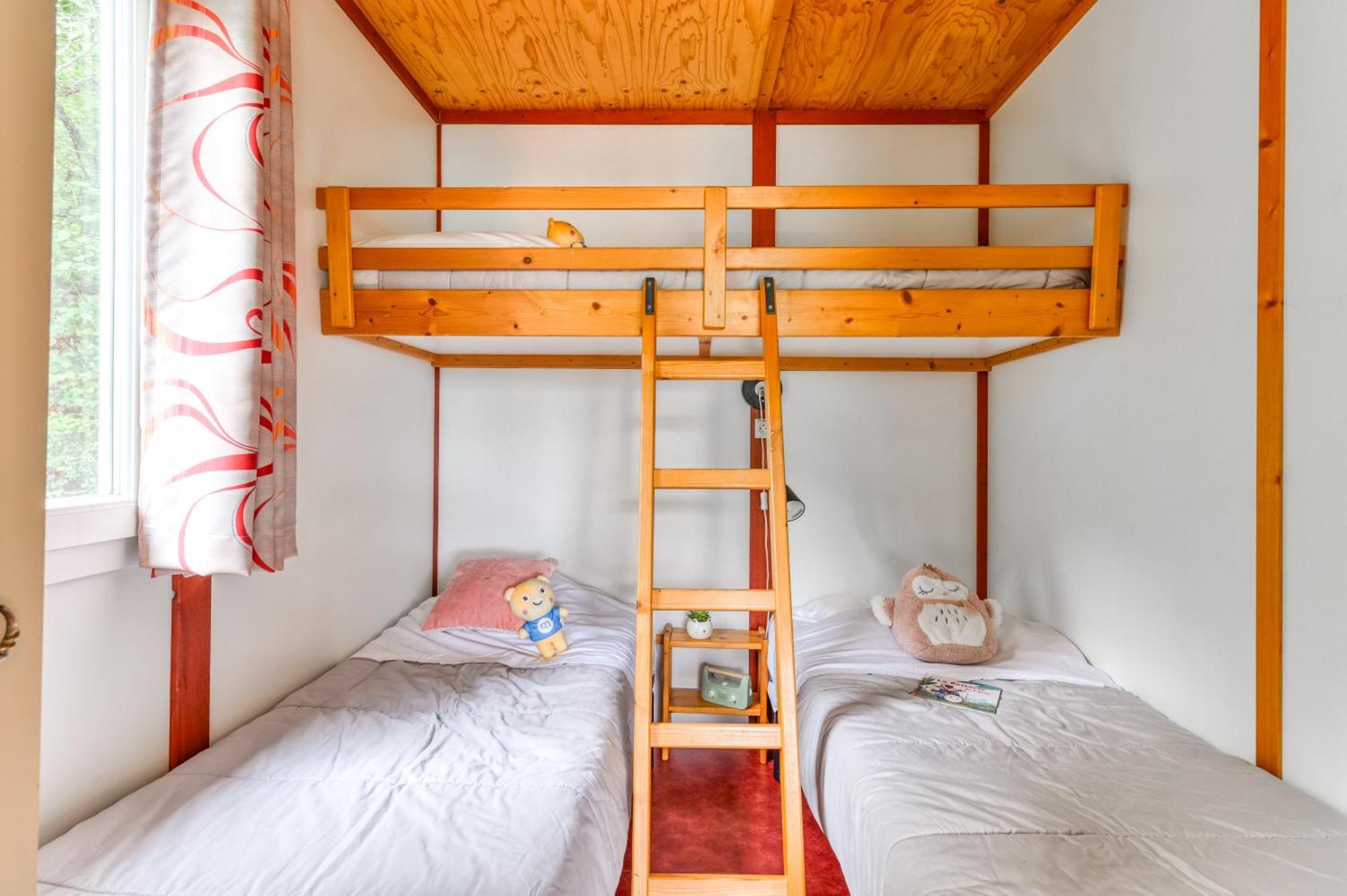 Camping La Serre Aigues-Vives  Exteriér fotografie